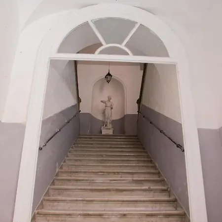 Palazzo Del Golfo Apartment *