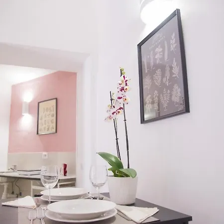 Palazzo Del Golfo Napels