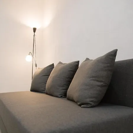 Palazzo Del Golfo * Napels