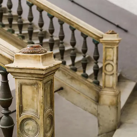 Palazzo Del Golfo Napels